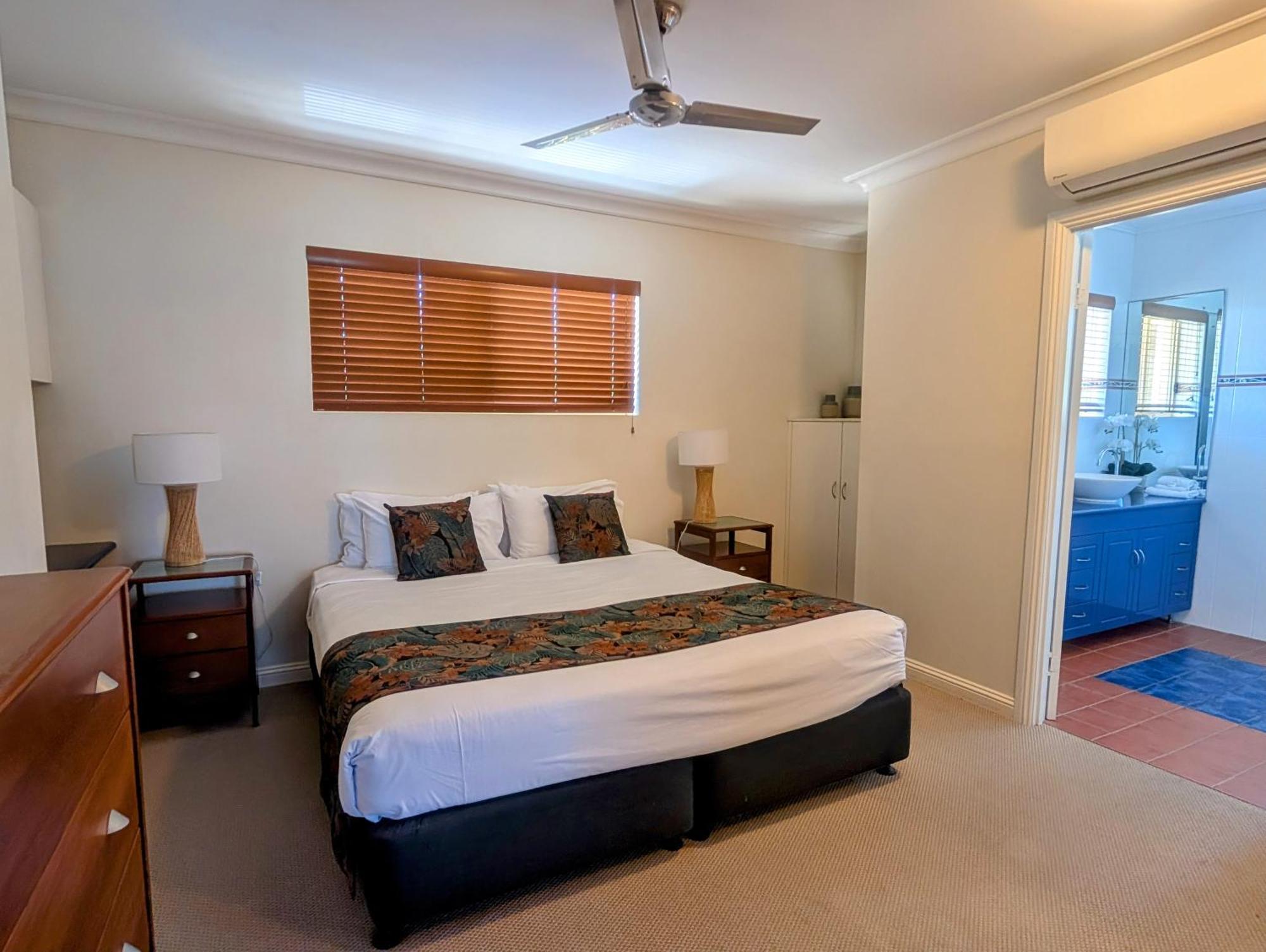 Rose Bay Resort Bowen Exterior photo