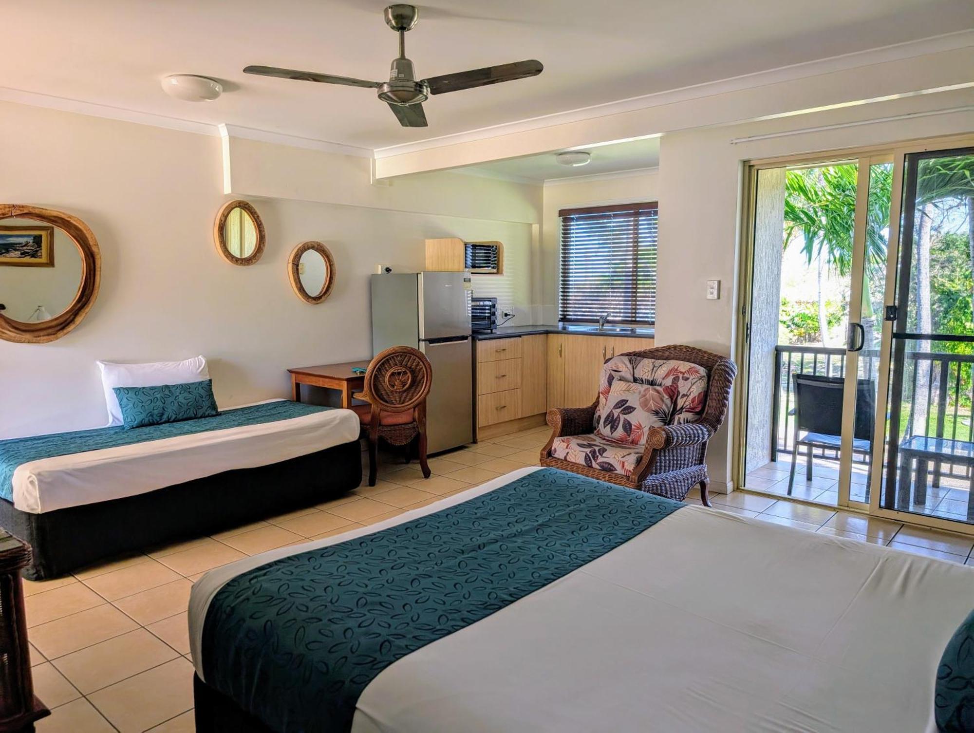 Rose Bay Resort Bowen Exterior photo