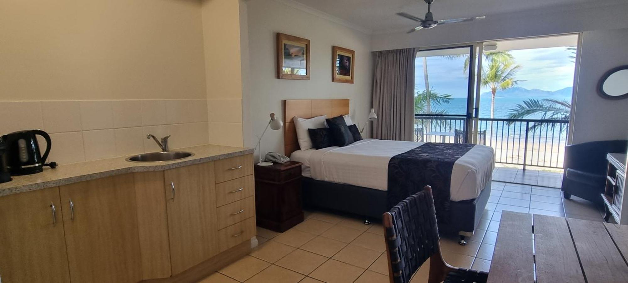 Rose Bay Resort Bowen Exterior photo