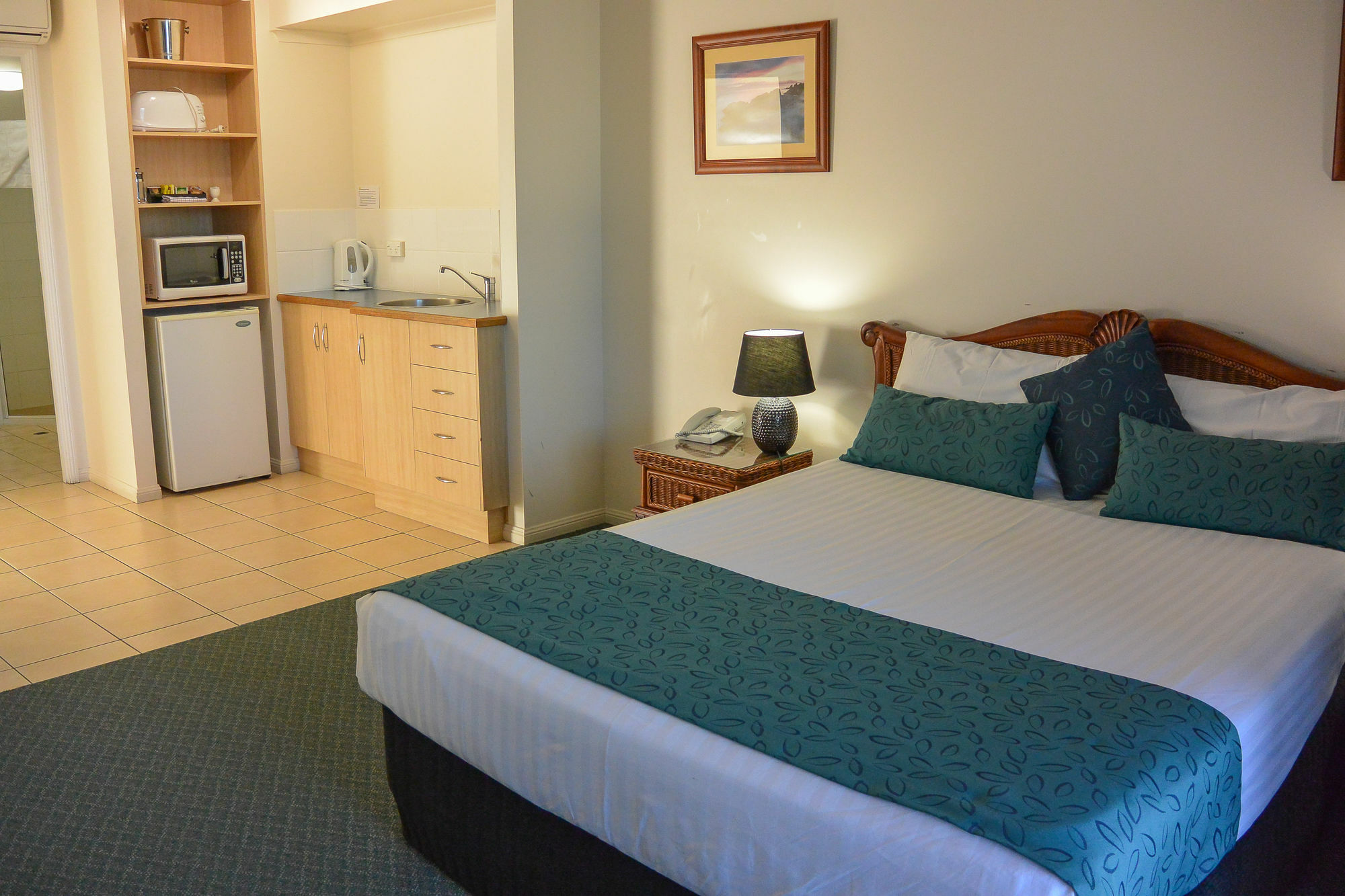 Rose Bay Resort Bowen Exterior photo